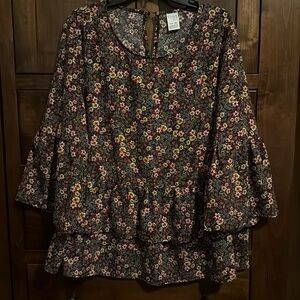 Time and Tru floral tunic